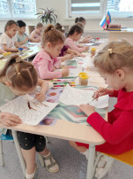 "Пришла весна, прилетели птицы" "Пришла весна, прилетели птицы" .